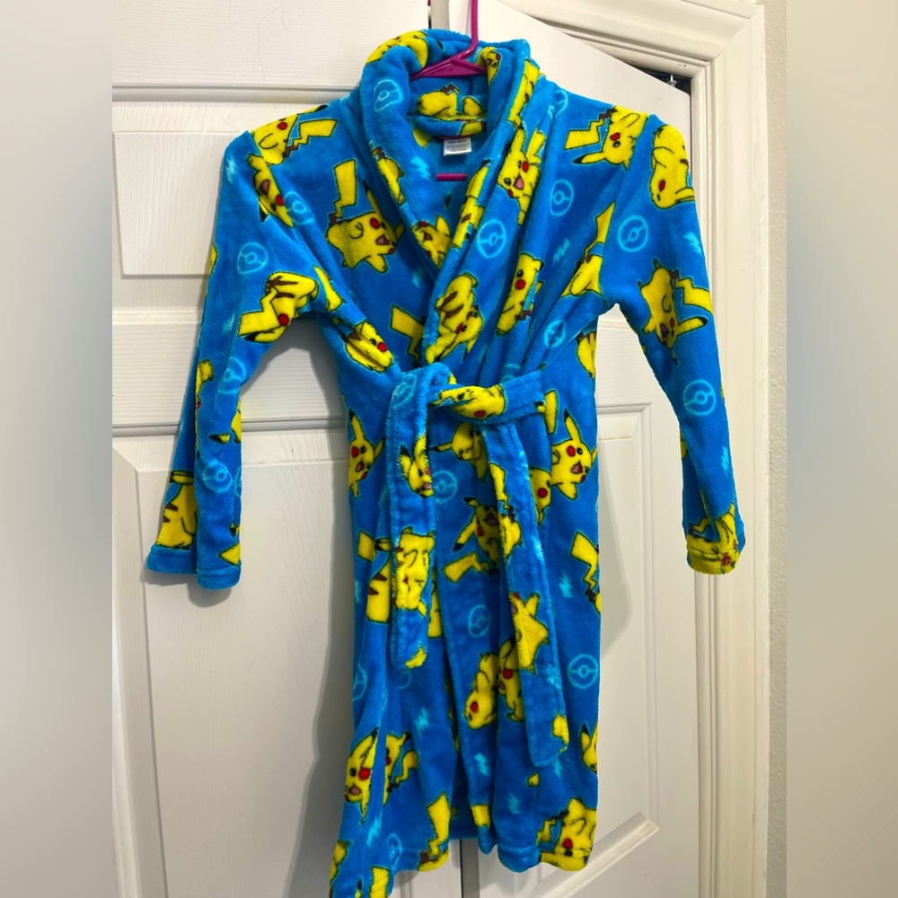 Pokemon Kids Robe Size S (6/7) Plush Soft Bathrobe Nintendo Pikachu Blue 2022